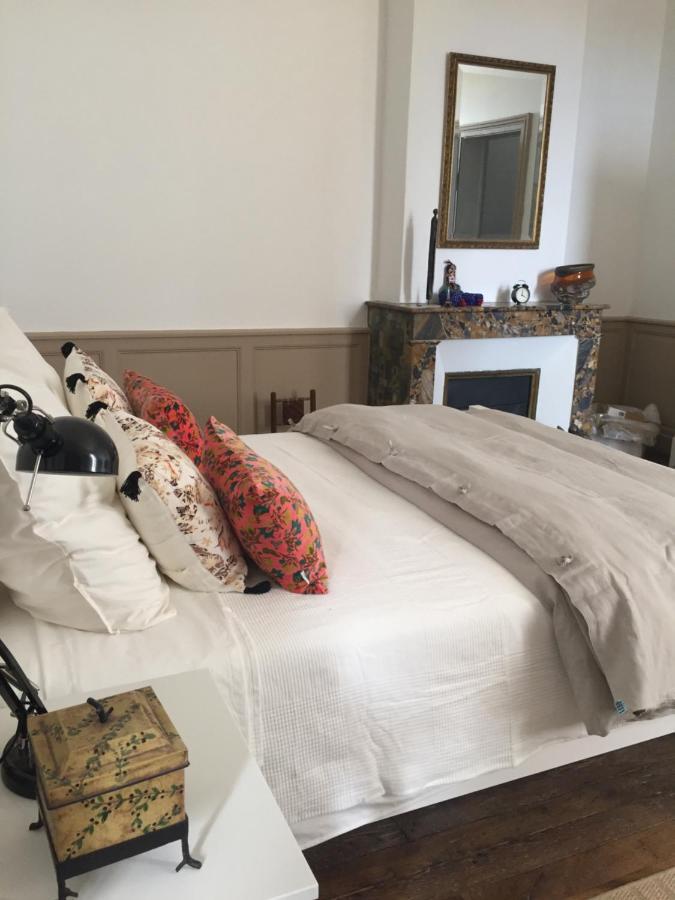 Beautifully Renovated Rooms On Place New York Angouleme Bagian luar foto